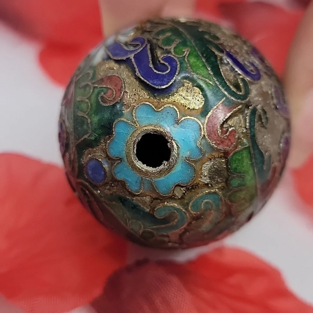 Vintage Chinese cloisonne egg ornament - Picture 4 of 4